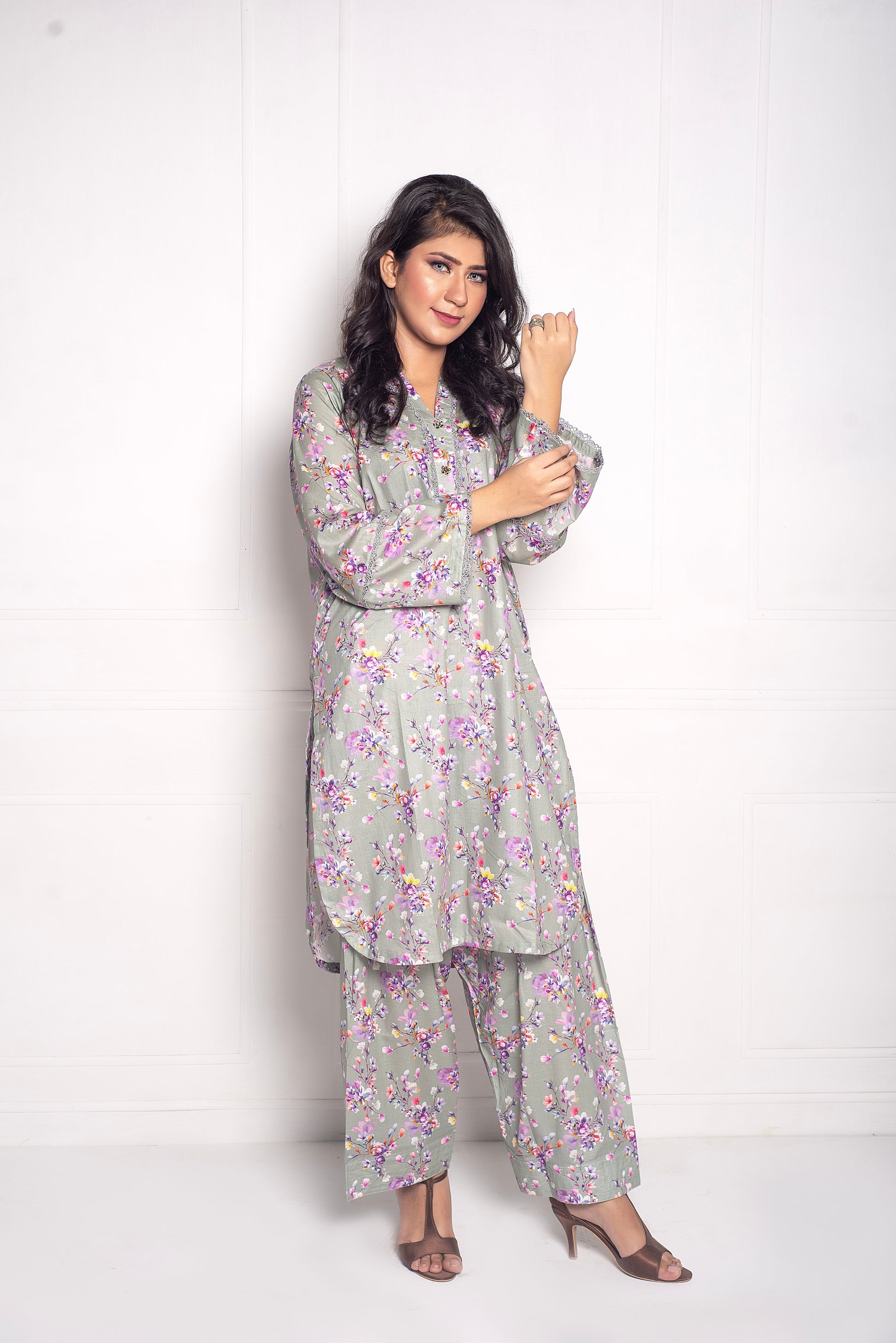 2-Piece Stylish Stitched Premium Digital Printed Lawn Co-Ord Set with Farshi Shalwar