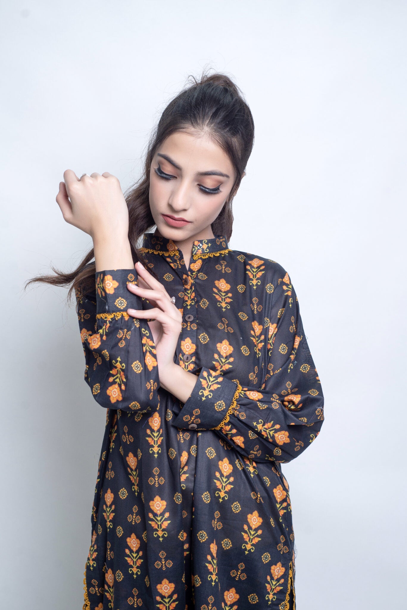 Stitched 2-Piece Premium Digital Printed Lawn Co-Ord Set – Shirt & Flapper Trouser – Black