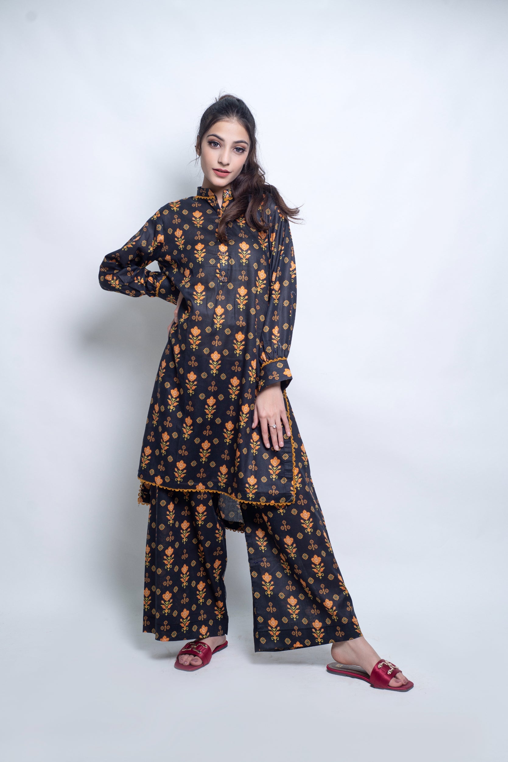 Stitched 2-Piece Premium Digital Printed Lawn Co-Ord Set – Shirt & Flapper Trouser – Black